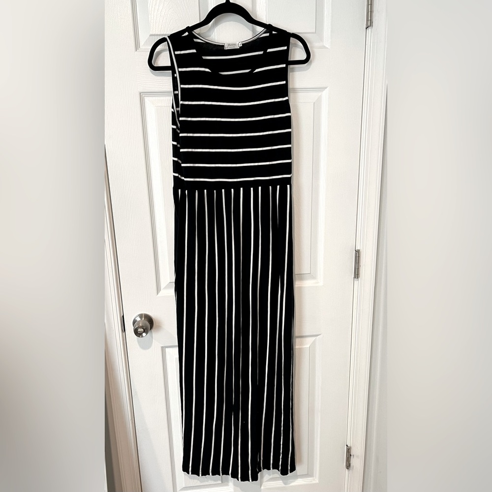 Hount Women's Summer Sleeveless Striped Flowy Long Maxi Dress with Pockets